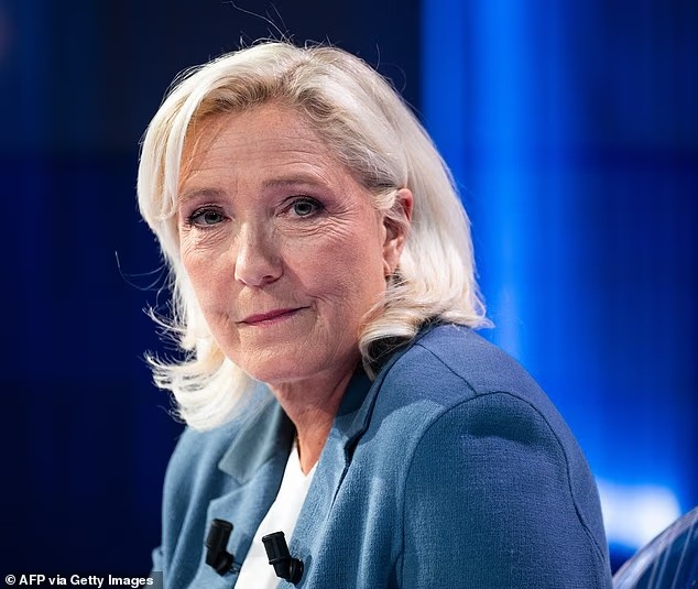 Marine Le Pen, Blog de Salagre